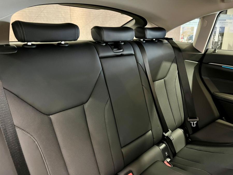 i4 eDrive40 Gran Coupe - Image 7